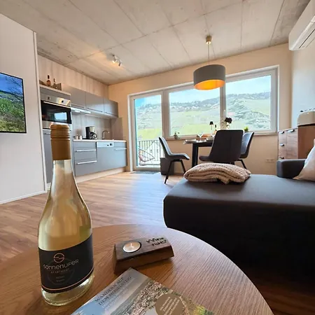 Sonnenufer & Wein Iii شقة
